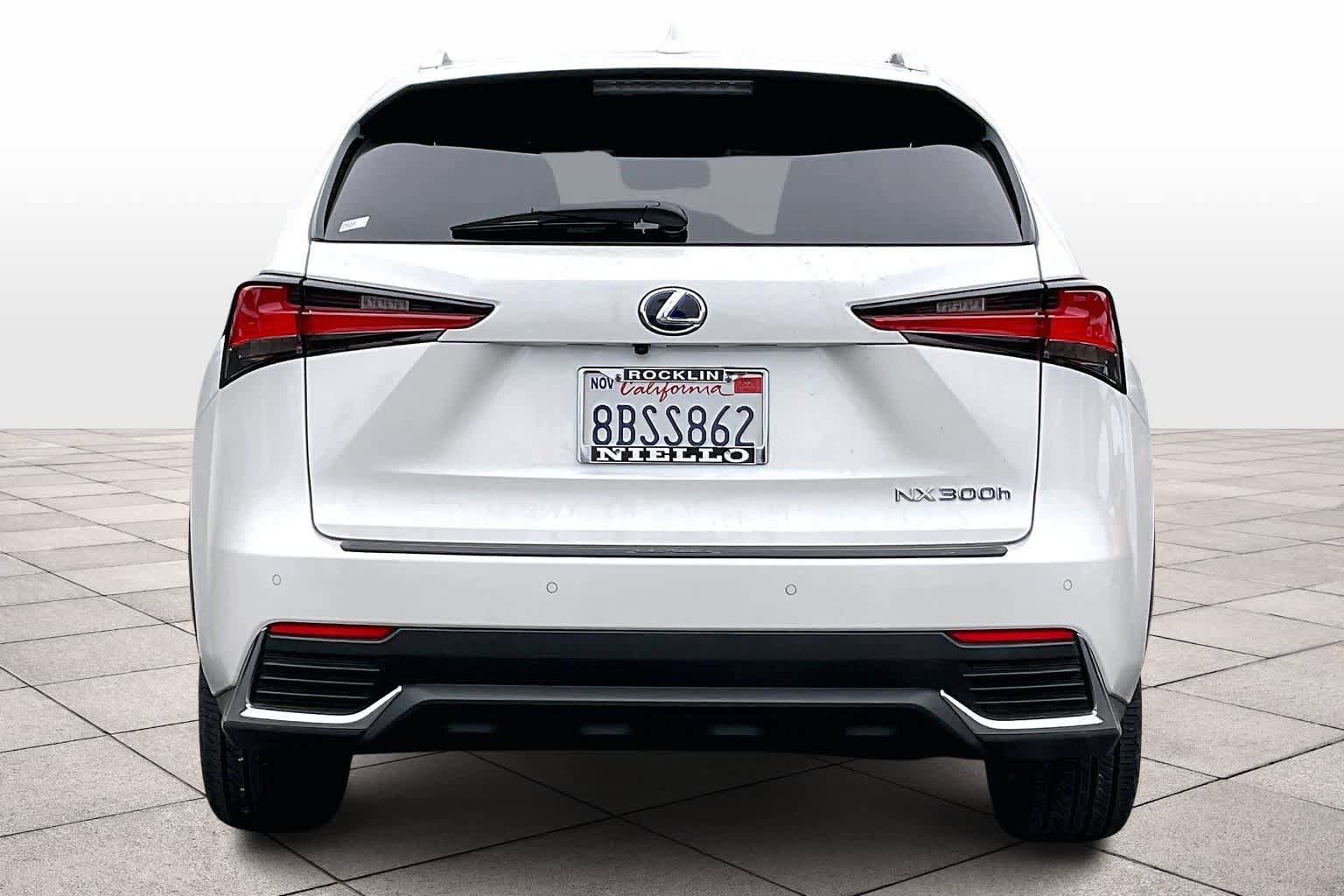 Used 2018 Lexus NX 300h AWD w/ Comfort Package image 4