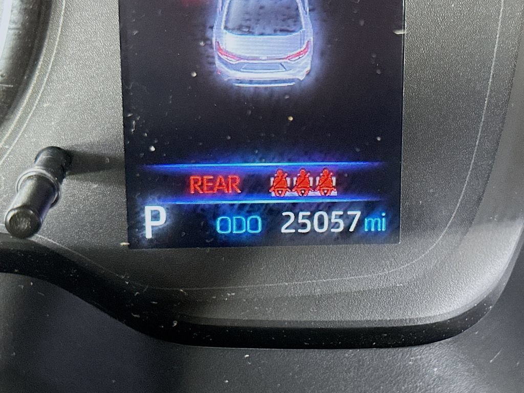 Used 2022 Toyota Corolla SE FWD image 31