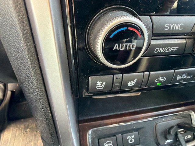 Used 2022 Subaru Ascent Touring w/ Popular Package #2A AWD/4WD image 10