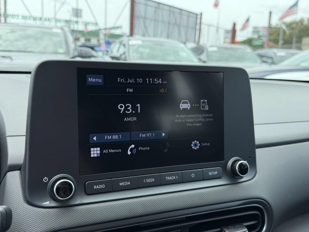 Certified 2023 Hyundai Kona SE w/ Cargo Package AWD/4WD image 28
