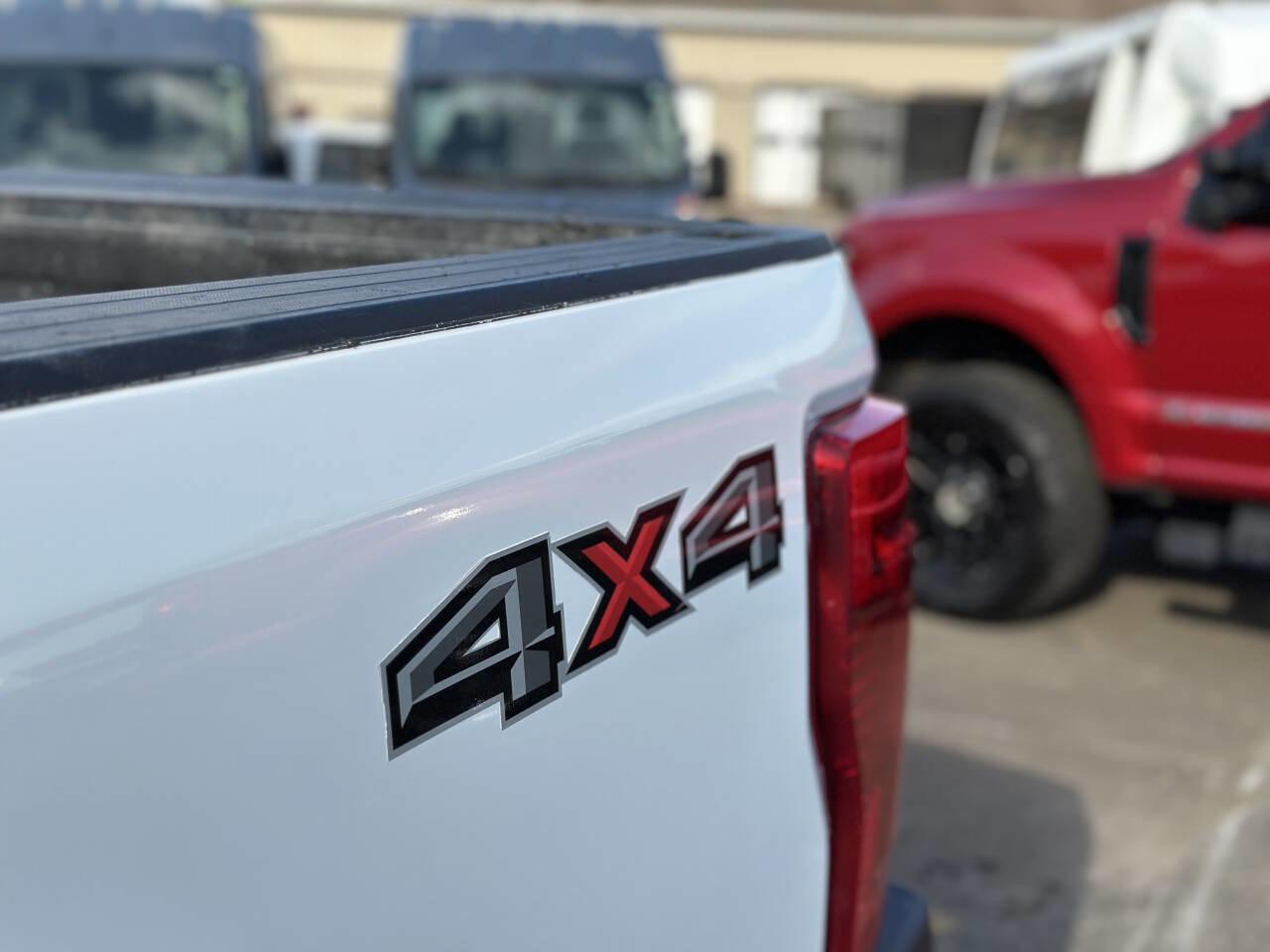 Used 2021 Ford F250 XL w/ Power Equipment Group AWD/4WD image 7