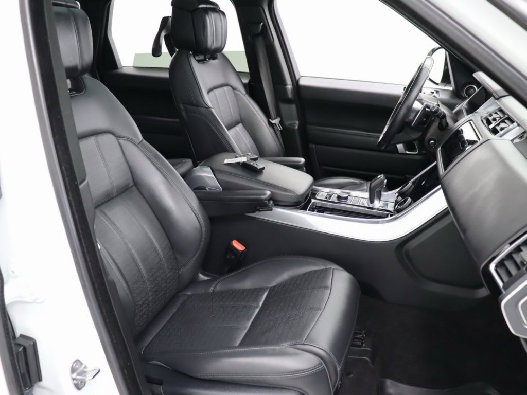 Used 2018 Land Rover Range Rover Sport HSE Dynamic image 20