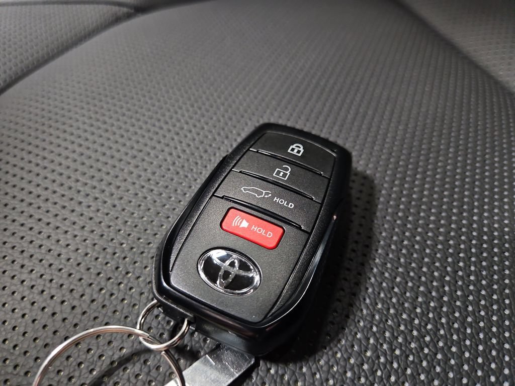 New 2026 Toyota Grand Highlander AWD Hybrid image 30