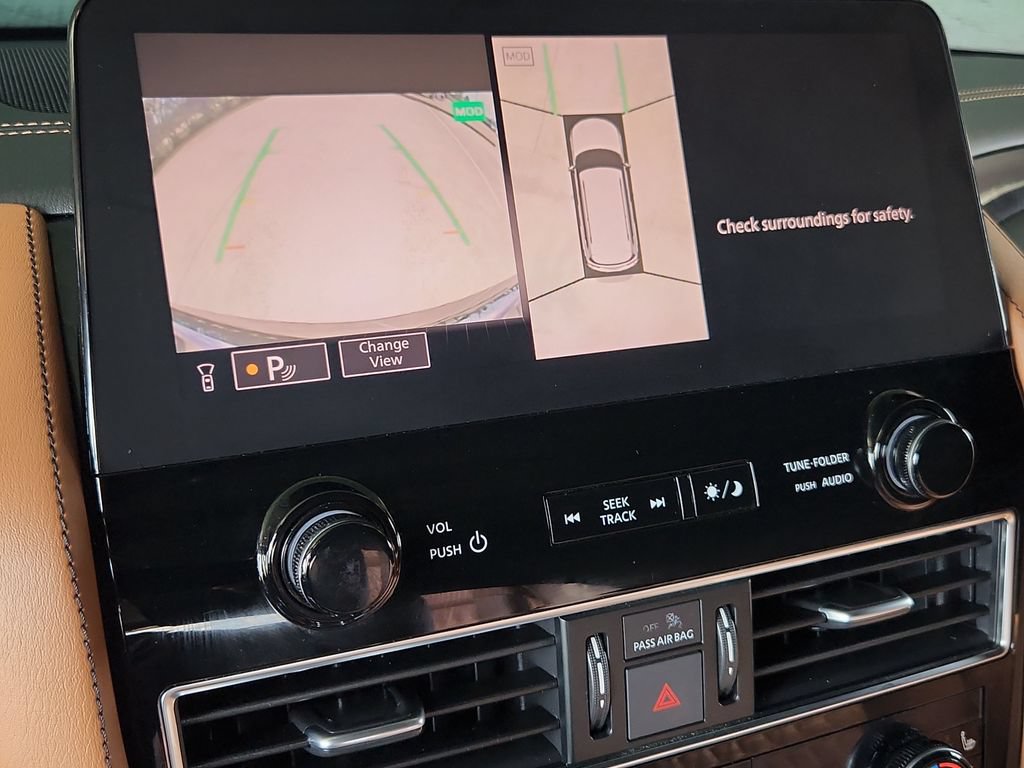 Used 2024 INFINITI QX80 Sensory AWD/4WD image 25