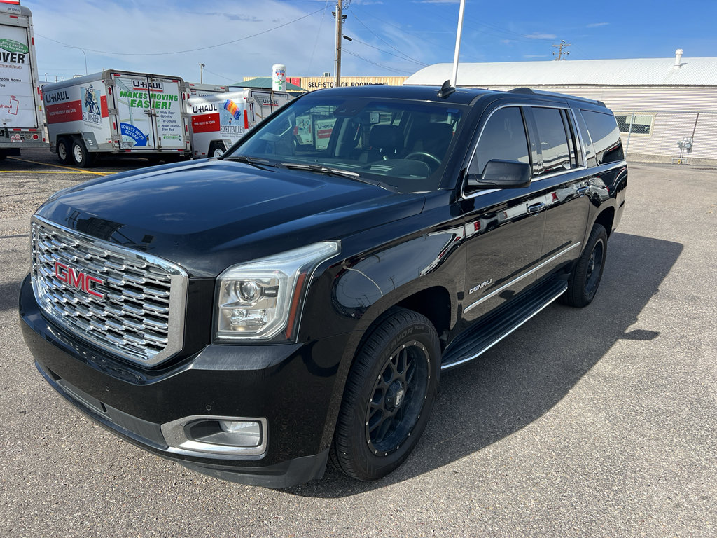 Used 2019 GMC Yukon XL Denali AWD/4WD image 36