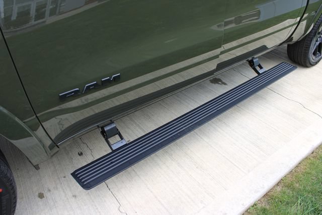 New 2027 RAM 1500 Laramie w/ Night Edition AWD/4WD image 32