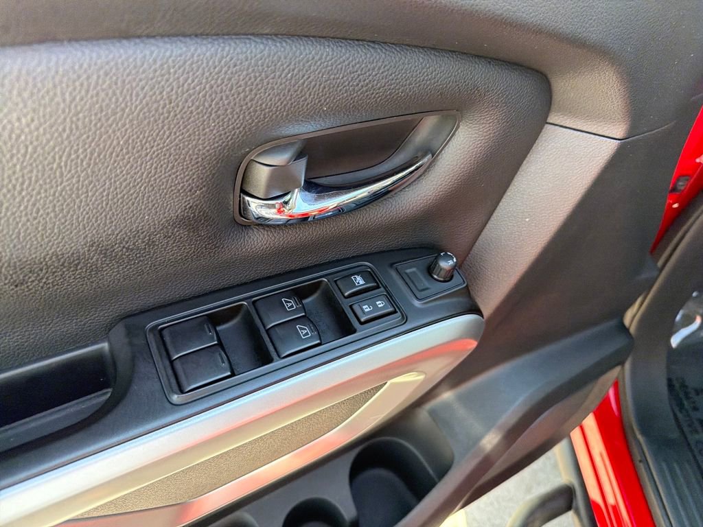 Used 2024 Nissan Titan SV w/ Accessory Utility Package image 17
