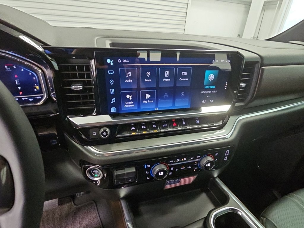 Used 2023 Chevrolet Silverado 1500 High Country RWD image 13