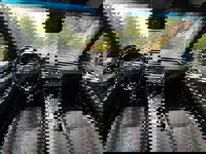 Used 2019 Genesis G70 2.0T Advanced w/ Sport Package image 14