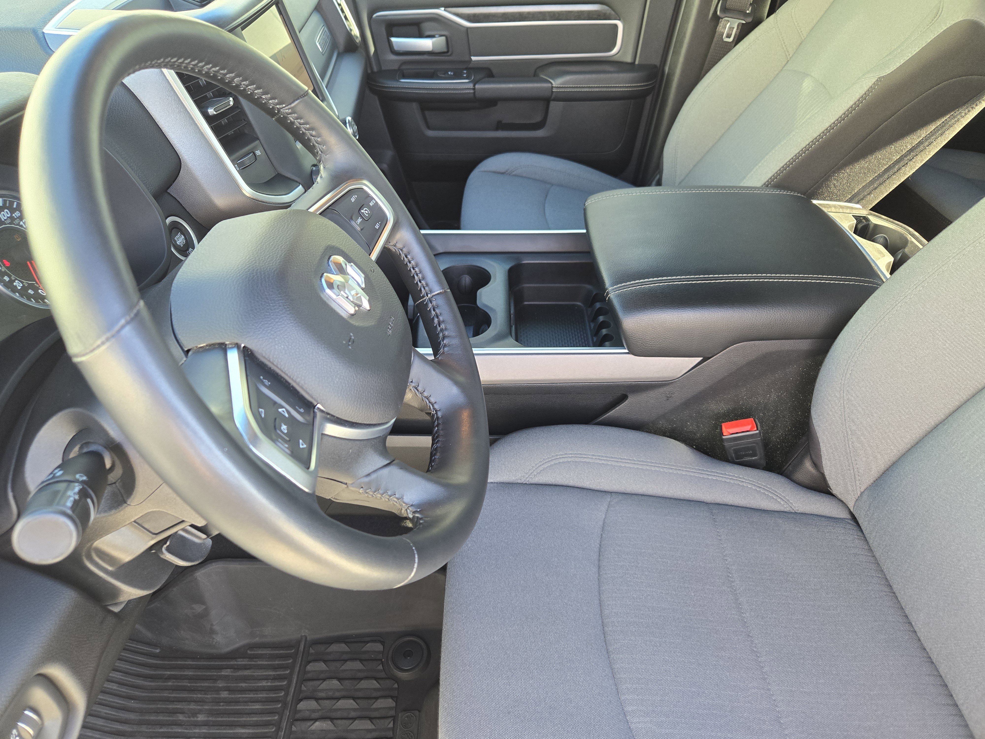 Used 2024 RAM 2500 Big Horn w/ Heated Seats & Wheel Group image 16