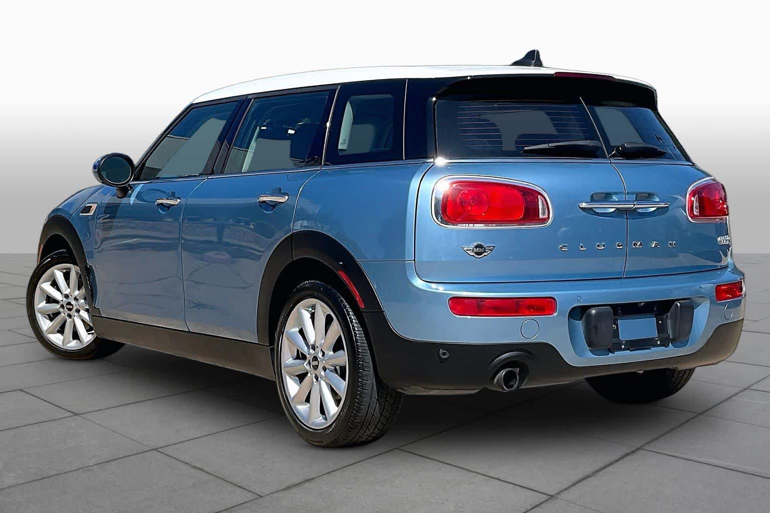 Used 2017 MINI Cooper Clubman FWD image 12