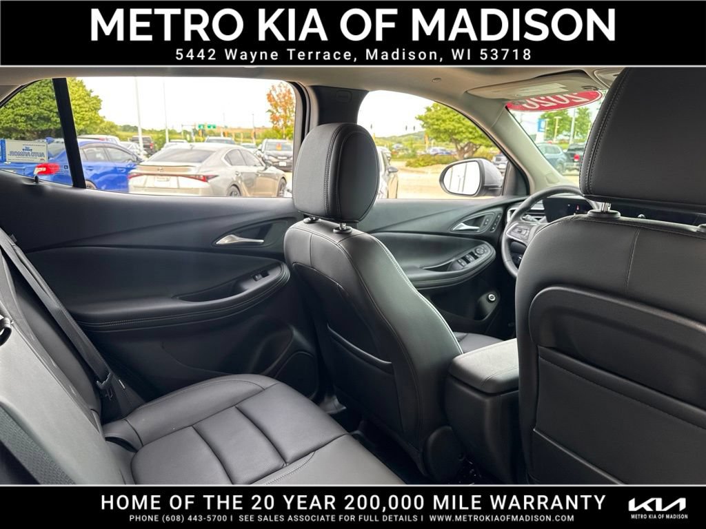 Used 2026 Buick Encore GX Avenir w/ Avenir Convenience Package AWD/4WD image 41