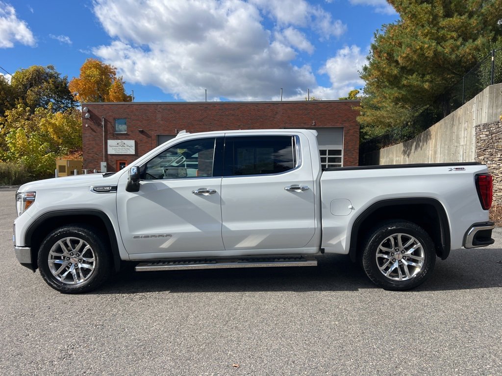 Used 2022 GMC Sierra 1500 SLT w/ X31 Off-Road Package image 2
