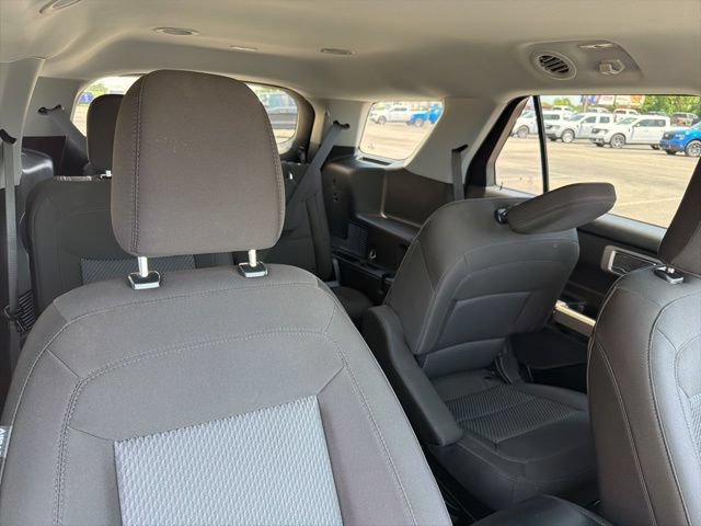 Certified 2024 Ford Explorer XLT w/ Class IV Trailer Tow Package AWD/4WD image 26