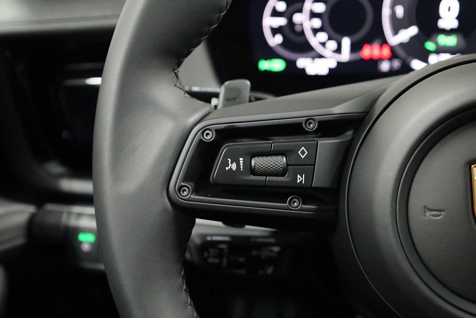 New 2026 Porsche Panamera 4 image 27