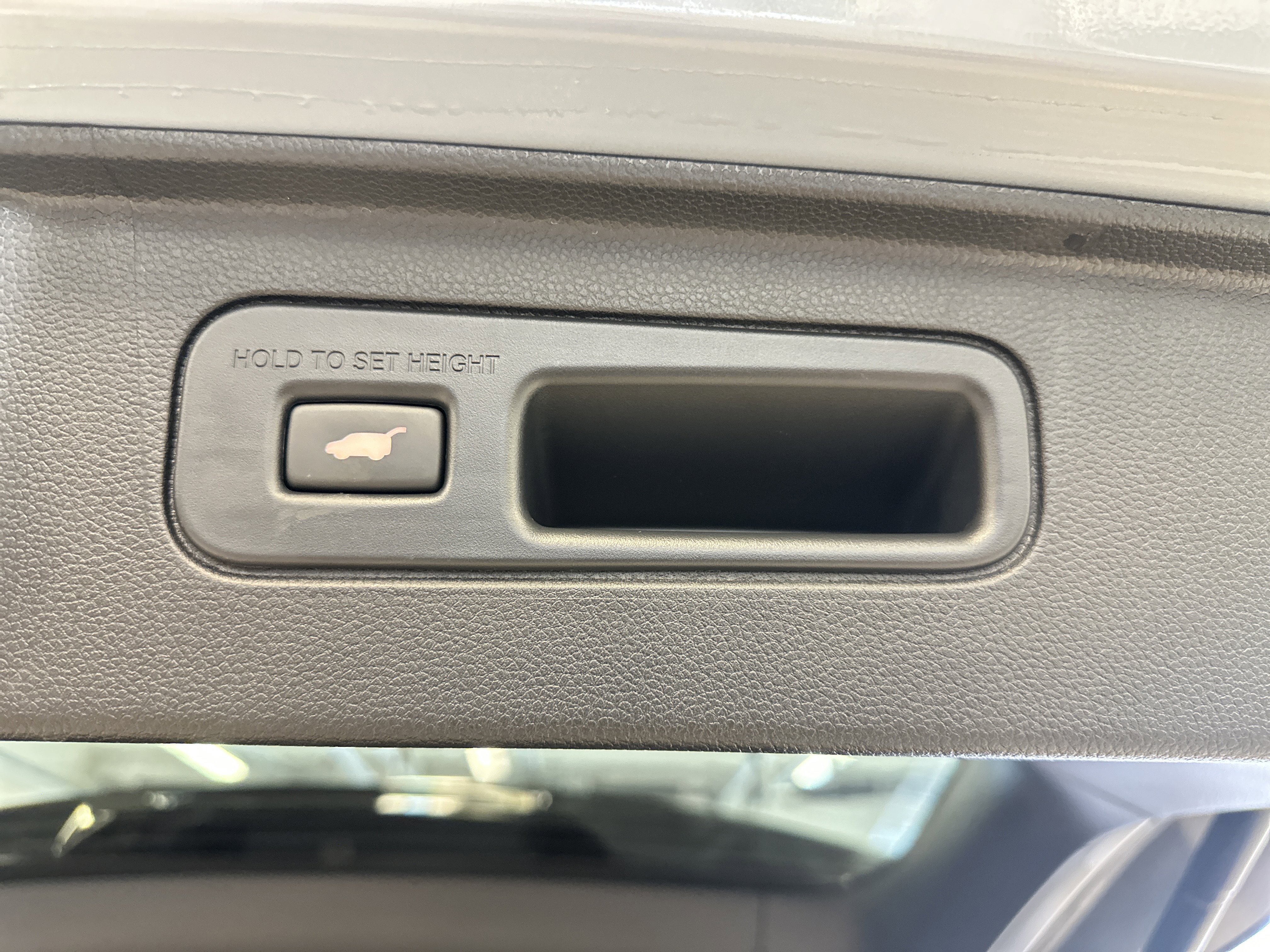 Used 2025 Honda Pilot Black Edition image 32