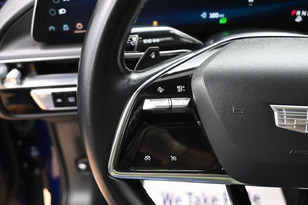Used 2024 Cadillac Lyriq Tech RWD image 15
