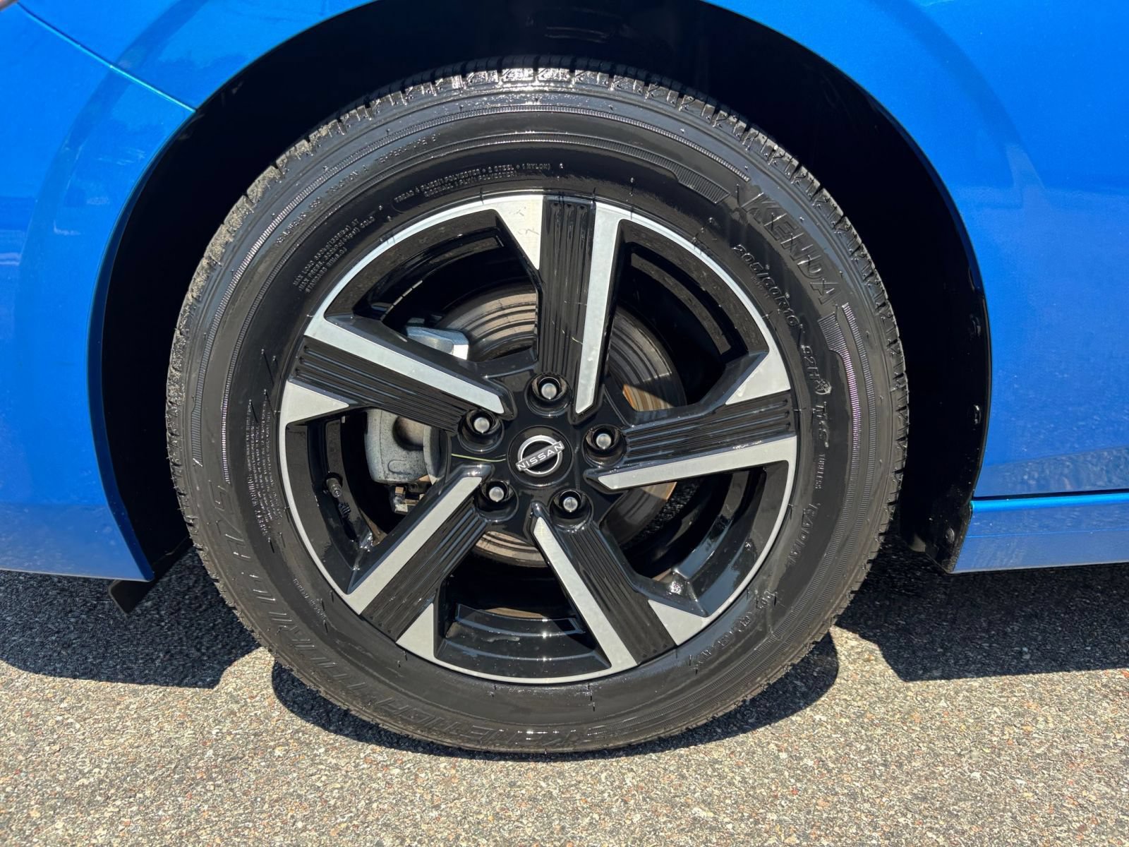 Used 2025 Nissan Sentra SV FWD image 23