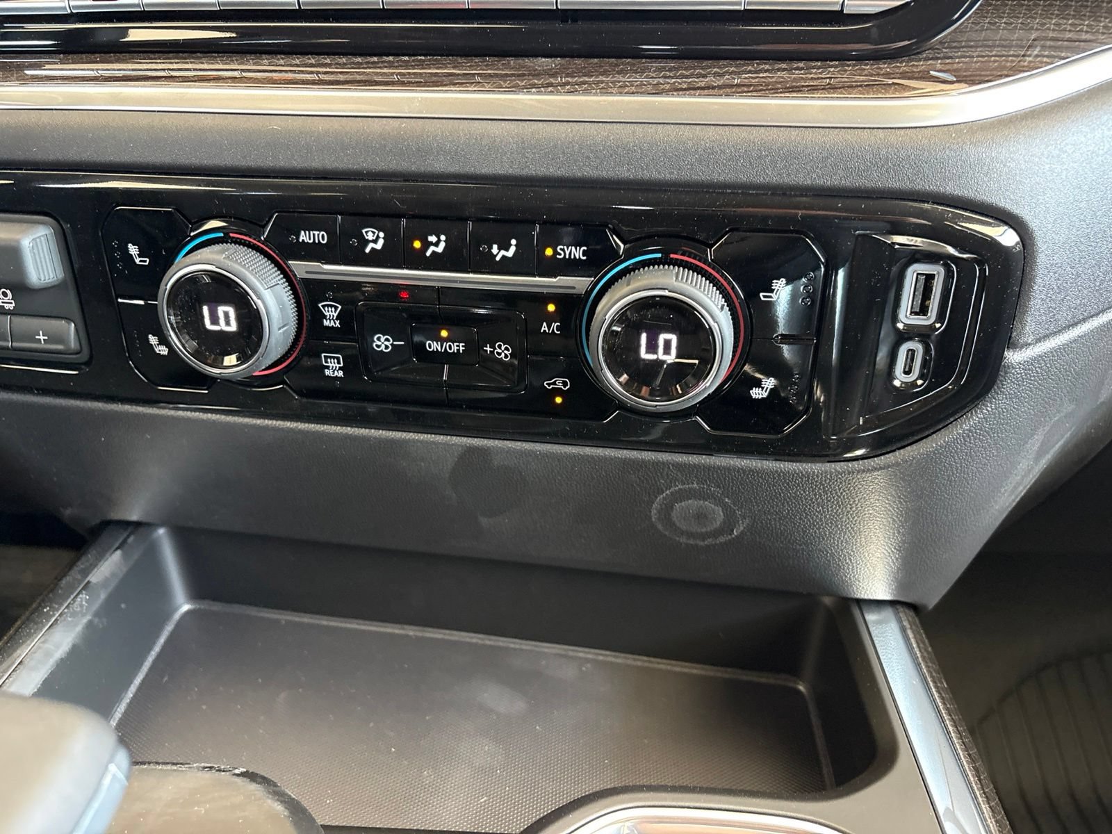 New 2026 Chevrolet Silverado 1500 LT Trail Boss w/ LT Trail Boss Premium Package AWD/4WD image 23