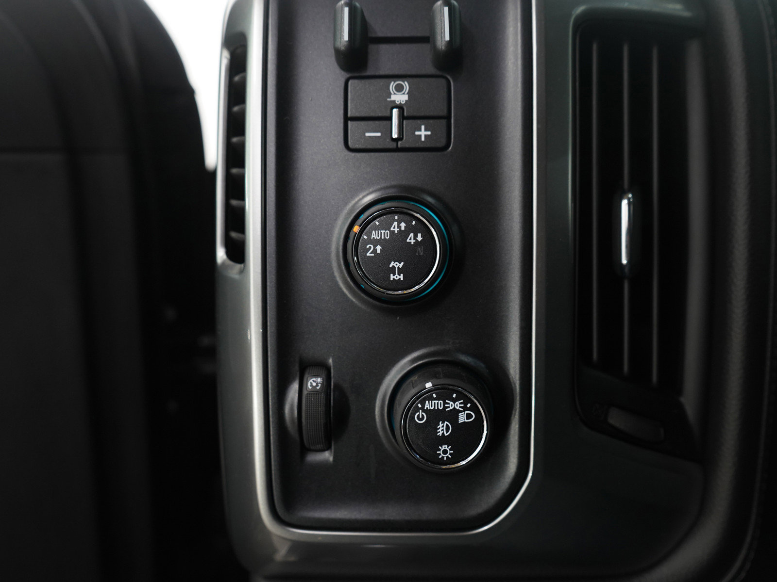 Used 2014 Chevrolet Silverado 1500 LTZ Z71 w/ LTZ Plus Package image 24