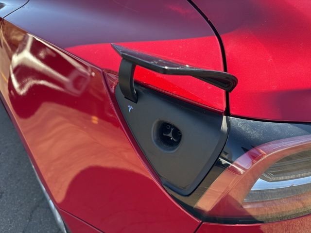 Used 2022 Tesla Model 3 Long Range image 17