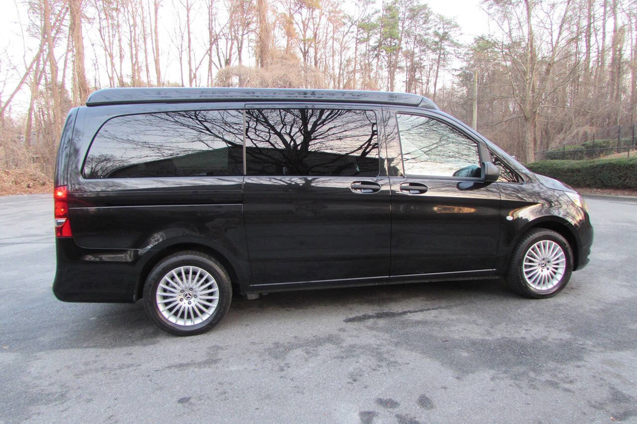 Used 2018 Mercedes-Benz Metris Passenger image 6