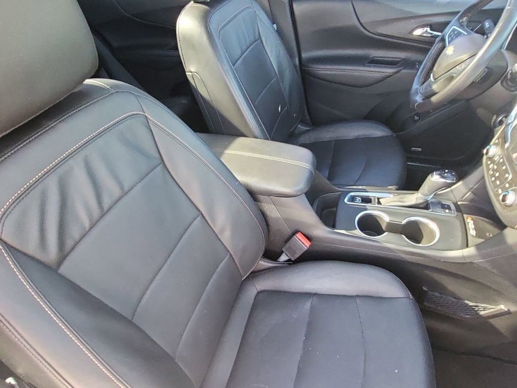 Used 2018 Chevrolet Equinox Premier AWD/4WD image 35