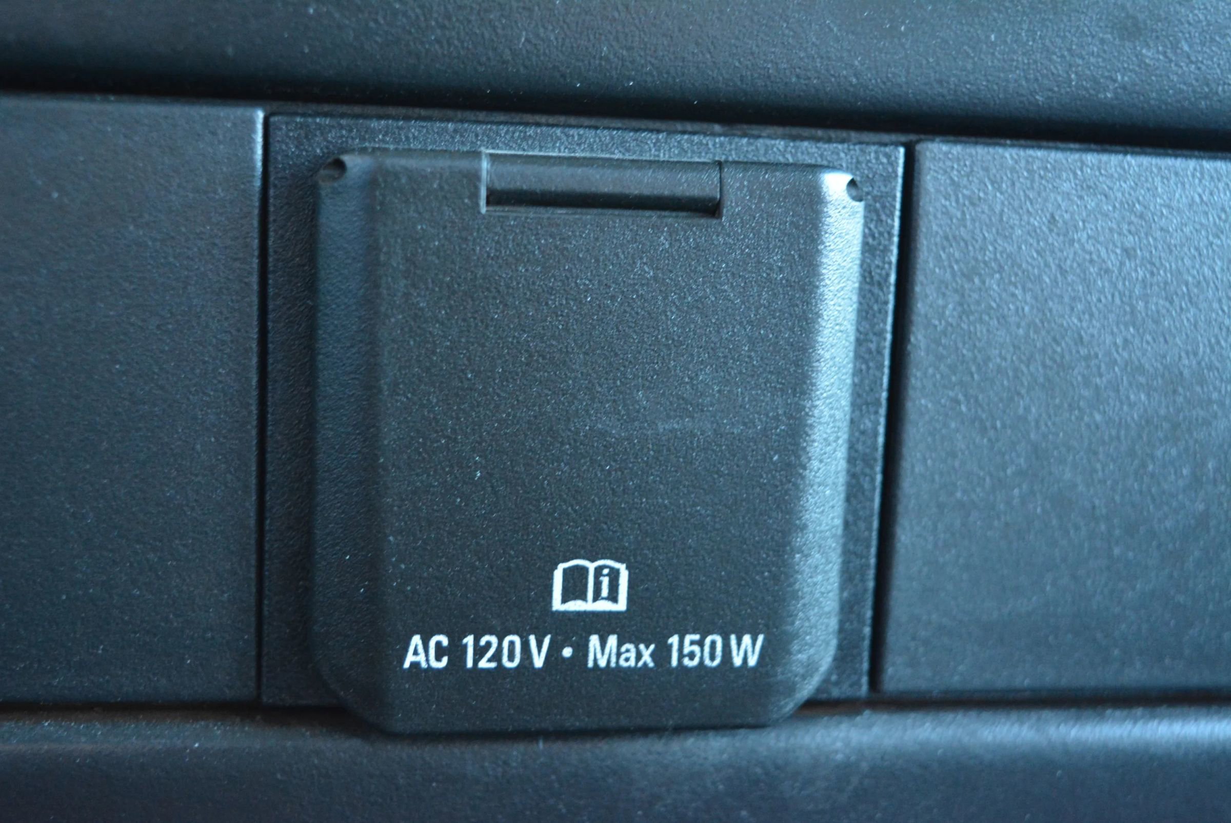 Used 2017 Chevrolet Express 3500 LS image 25