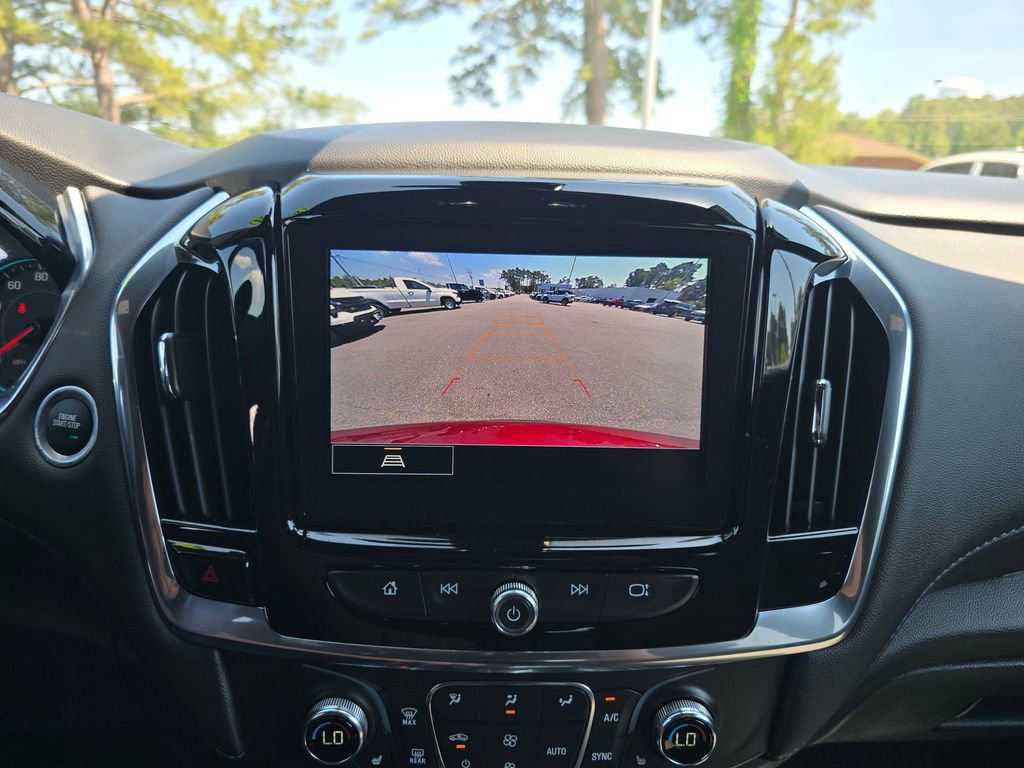 Certified 2023 Chevrolet Traverse LT FWD image 20