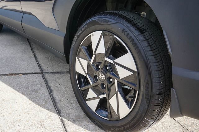 Used 2025 Hyundai Kona SEL image 8