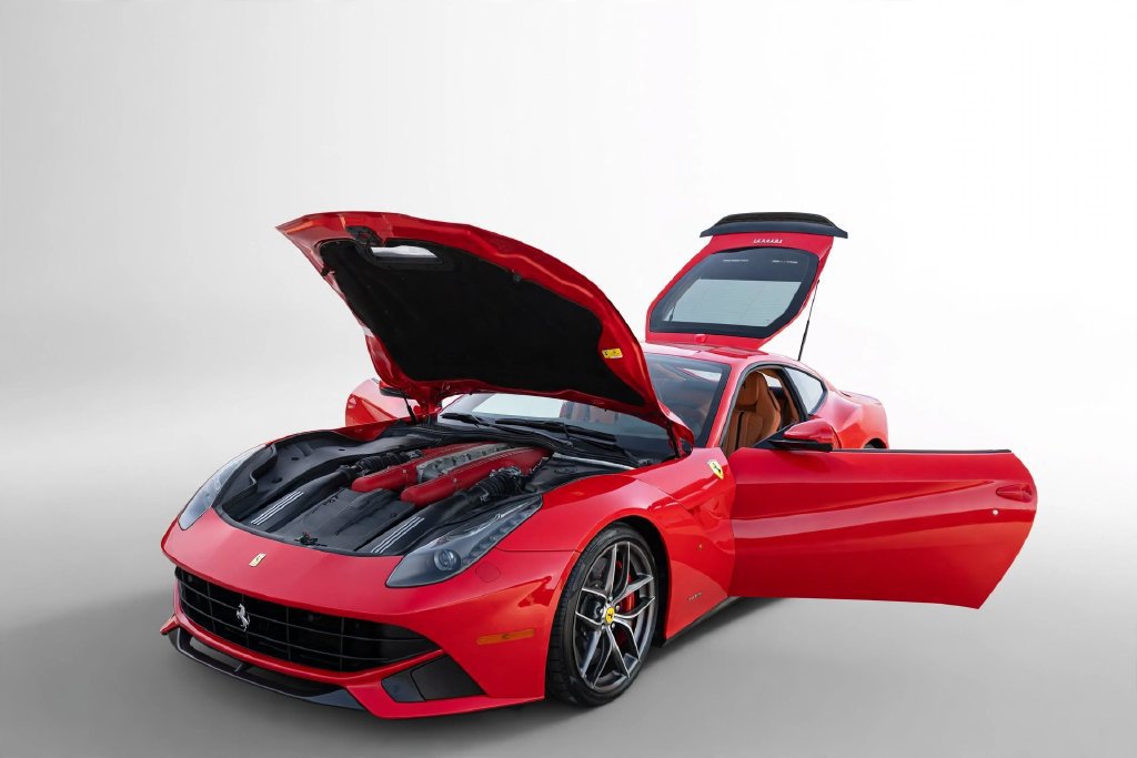 Used 2016 Ferrari F12 Berlinetta RWD image 33