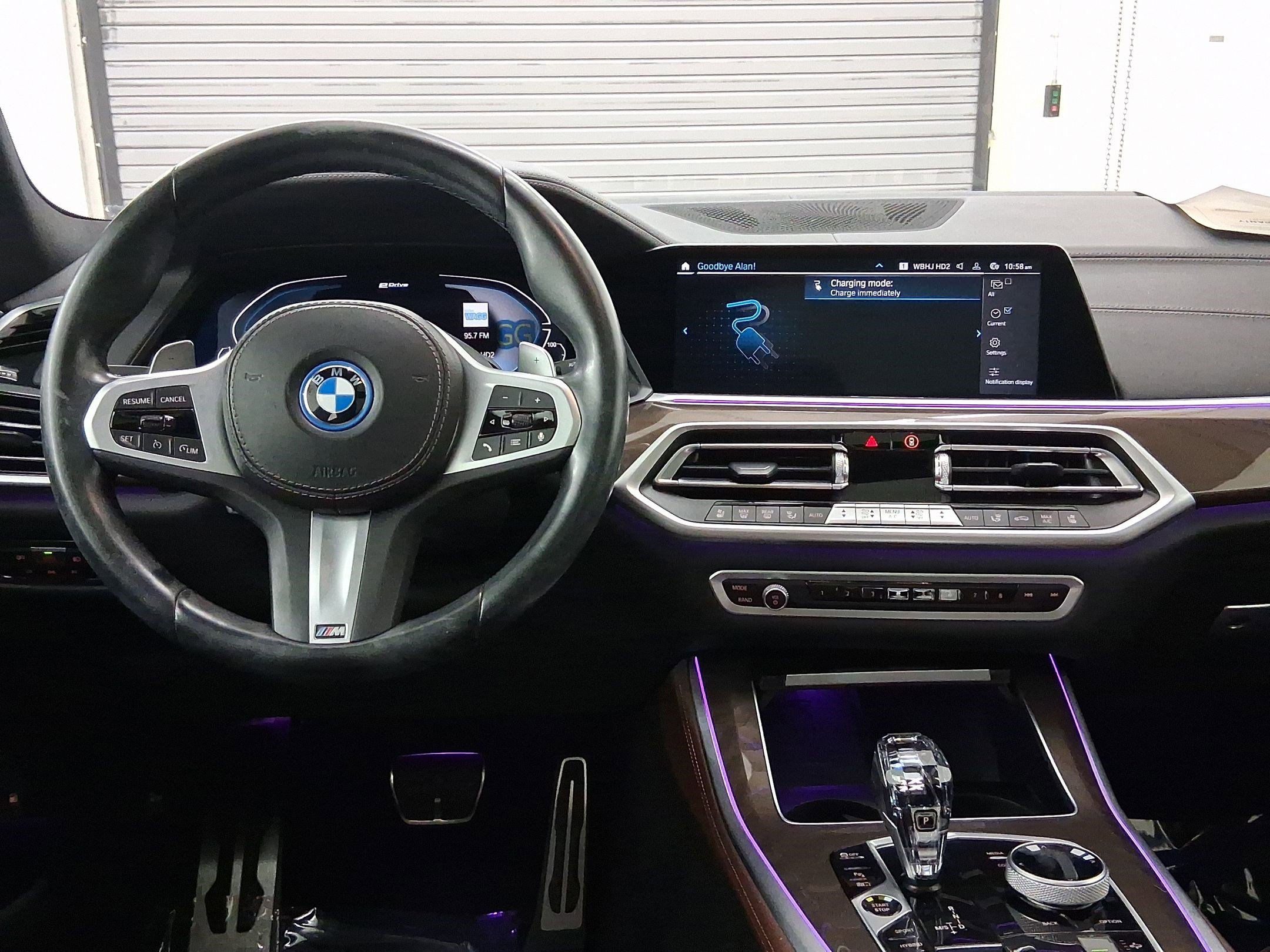 Used 2023 BMW X5 xDrive45e w/ Executive Package image 4