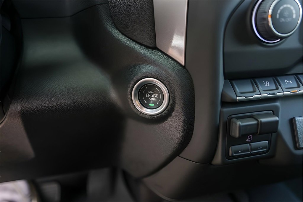 Certified 2024 Chevrolet Silverado 2500 Custom w/ Custom Value Package image 20