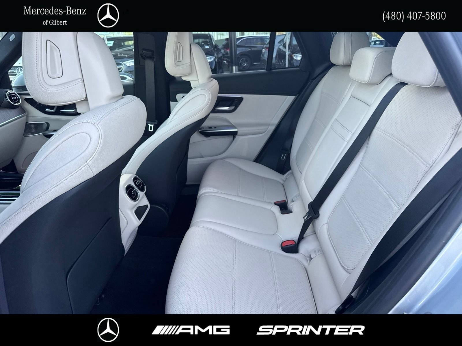 Used 2024 Mercedes-Benz GLC 300 4MATIC image 18