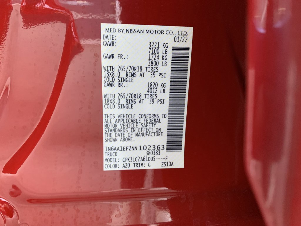 Used 2022 Nissan Titan SV w/ SV Convenience Package RWD image 38