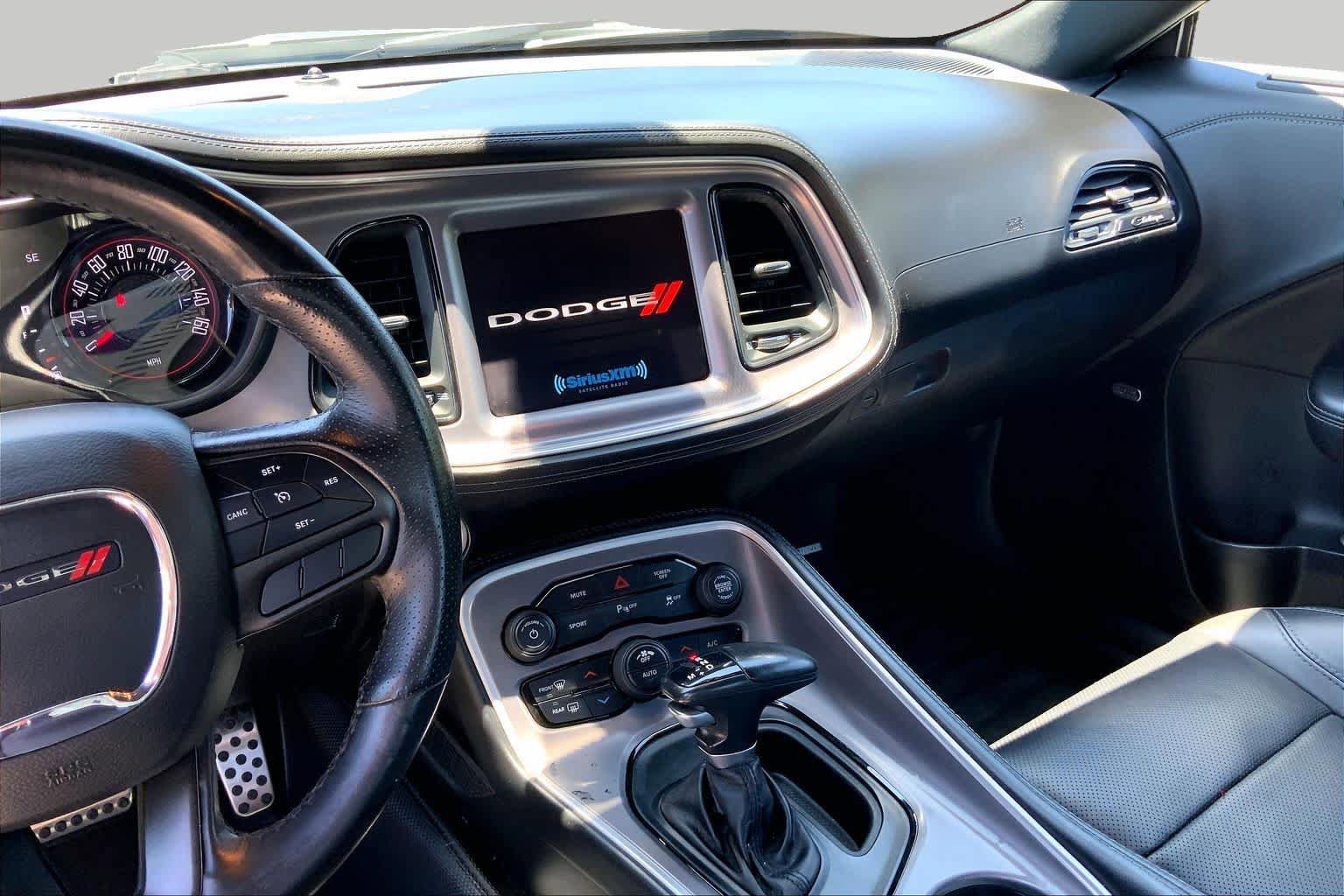 Used 2022 Dodge Challenger SXT w/ Plus Package RWD image 6