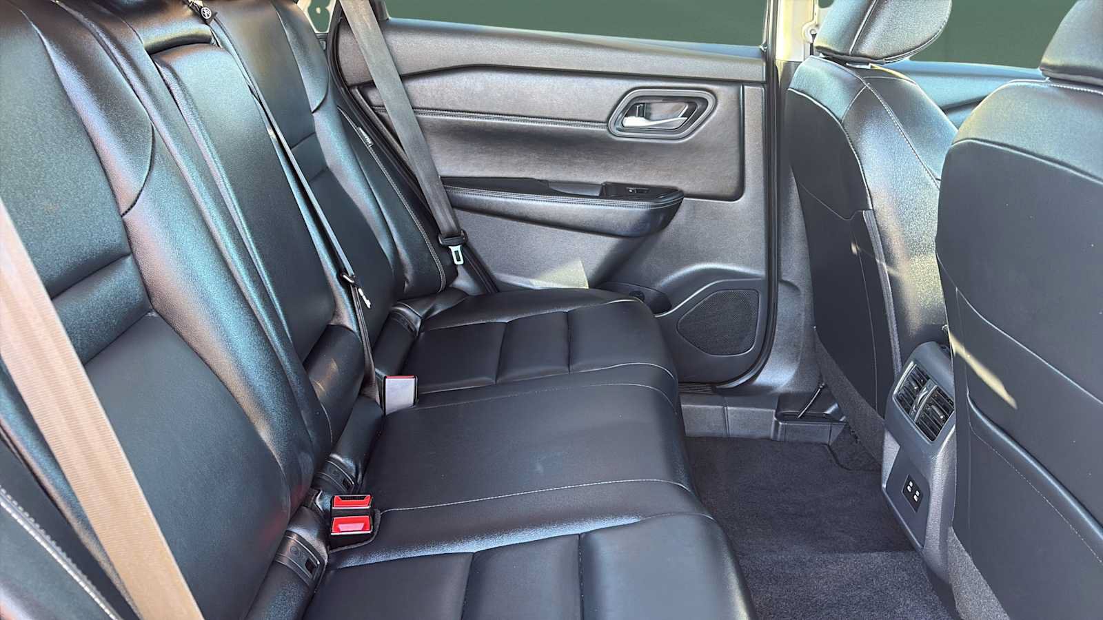 Used 2026 Nissan Rogue SL AWD/4WD image 22