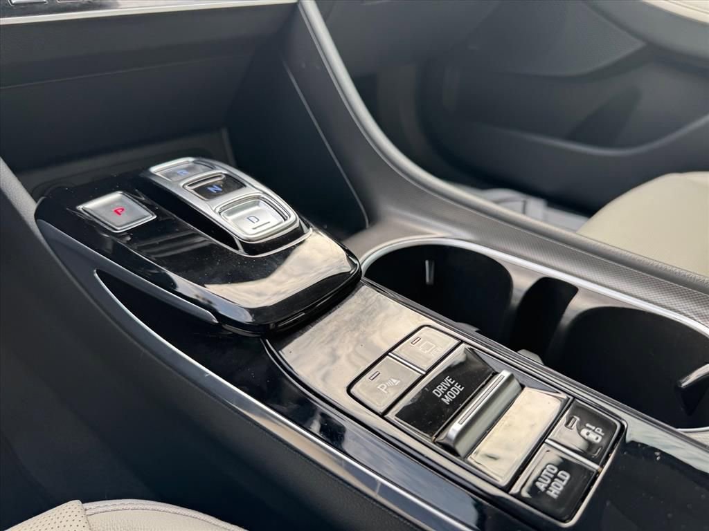 Used 2023 Hyundai Sonata Limited w/ Preferred Accessory Package FWD image 21