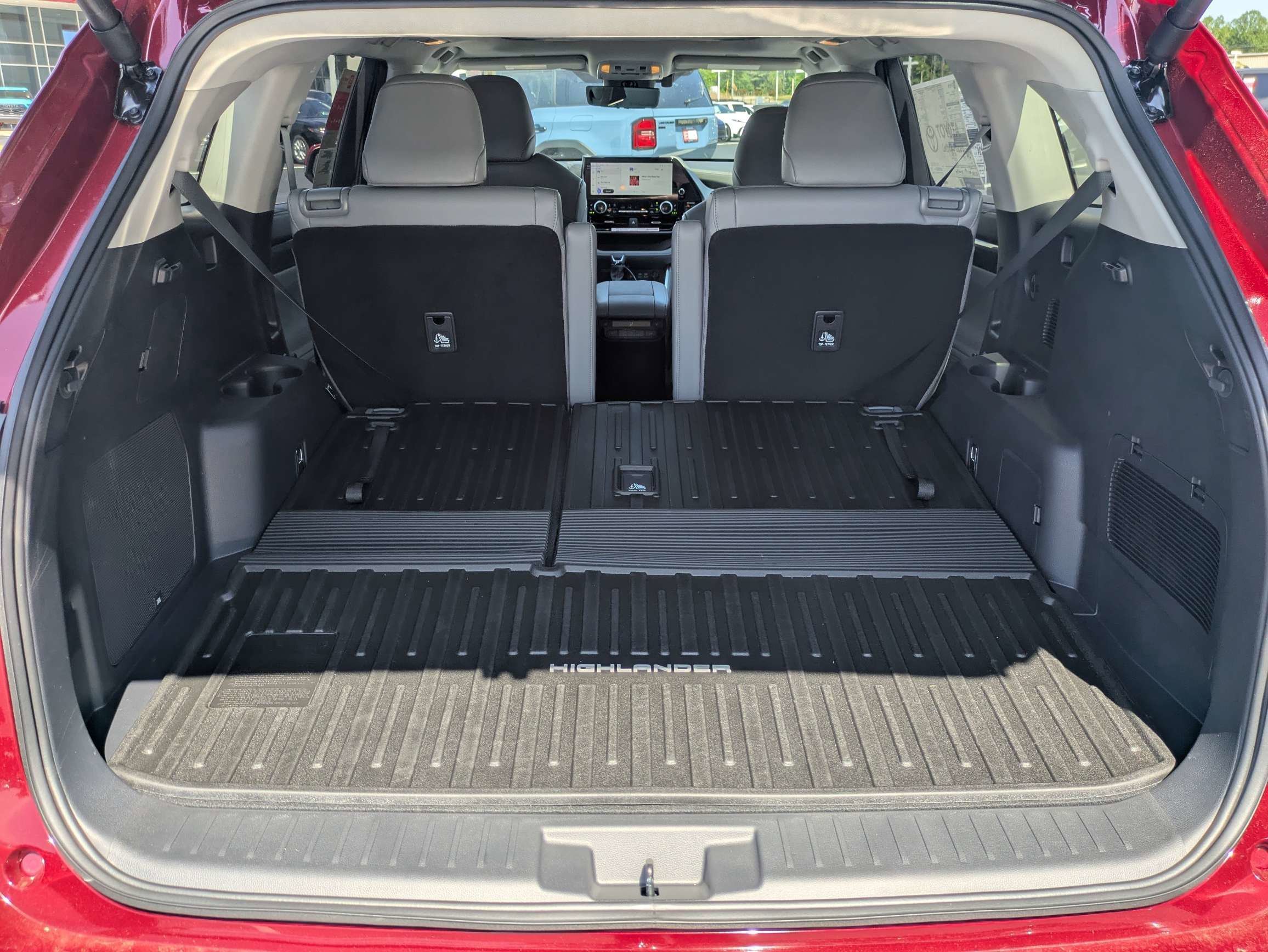 New 2026 Toyota Highlander Platinum AWD/4WD image 6