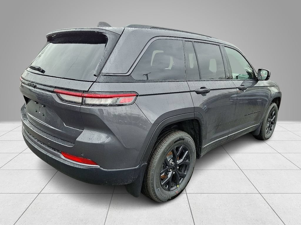 New 2026 Jeep Grand Cherokee Altitude AWD/4WD image 4