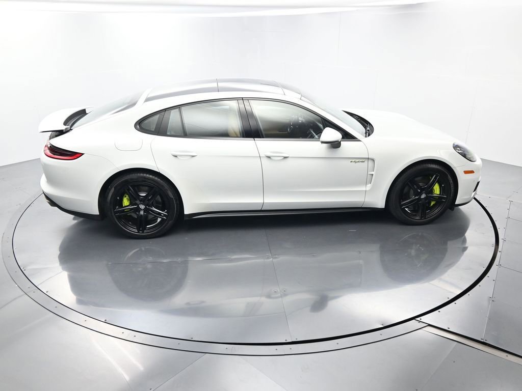 Used 2018 Porsche Panamera 4 image 41
