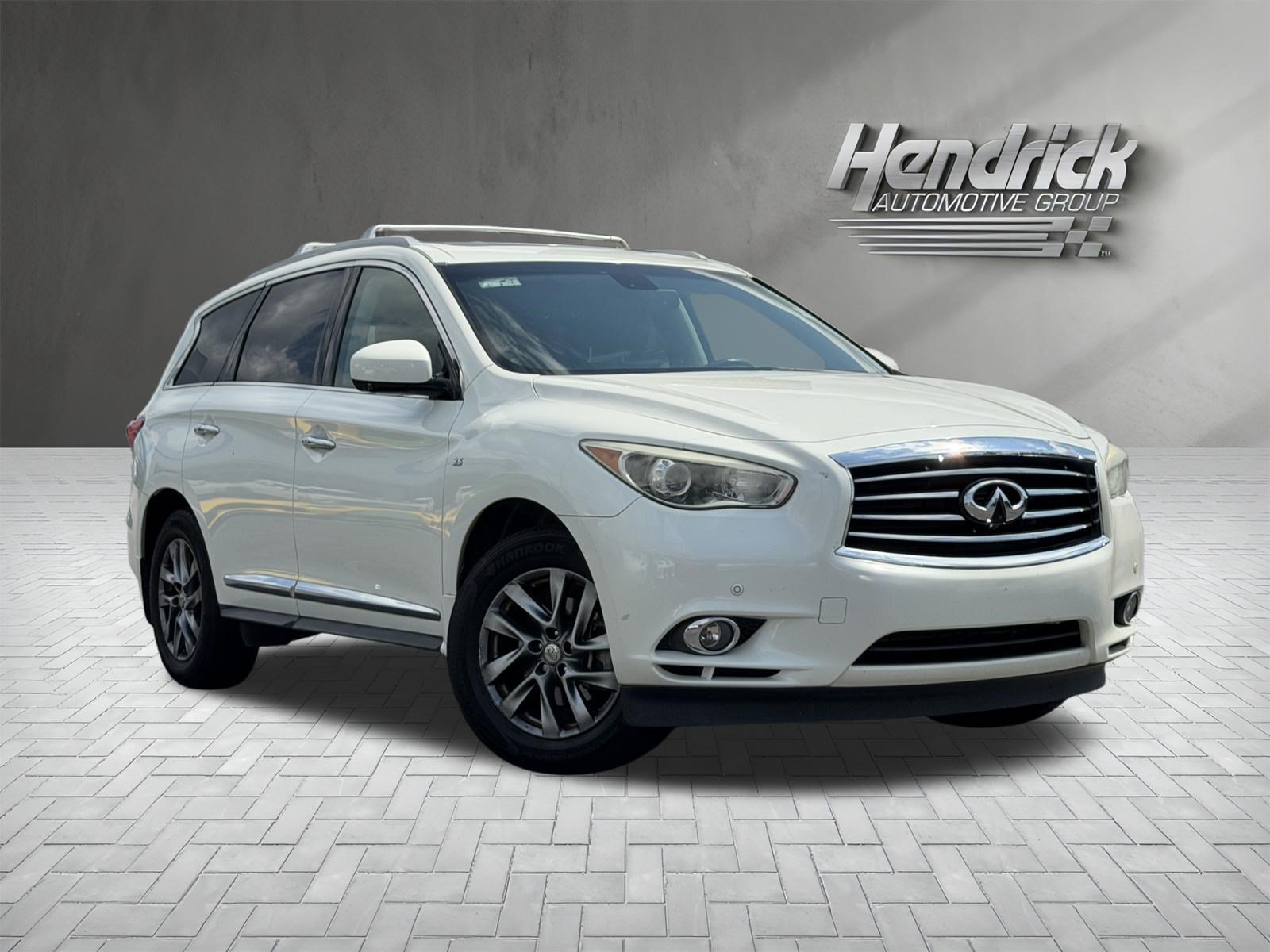 Used 2015 INFINITI QX60 FWD w/ Premium Plus Package image 2