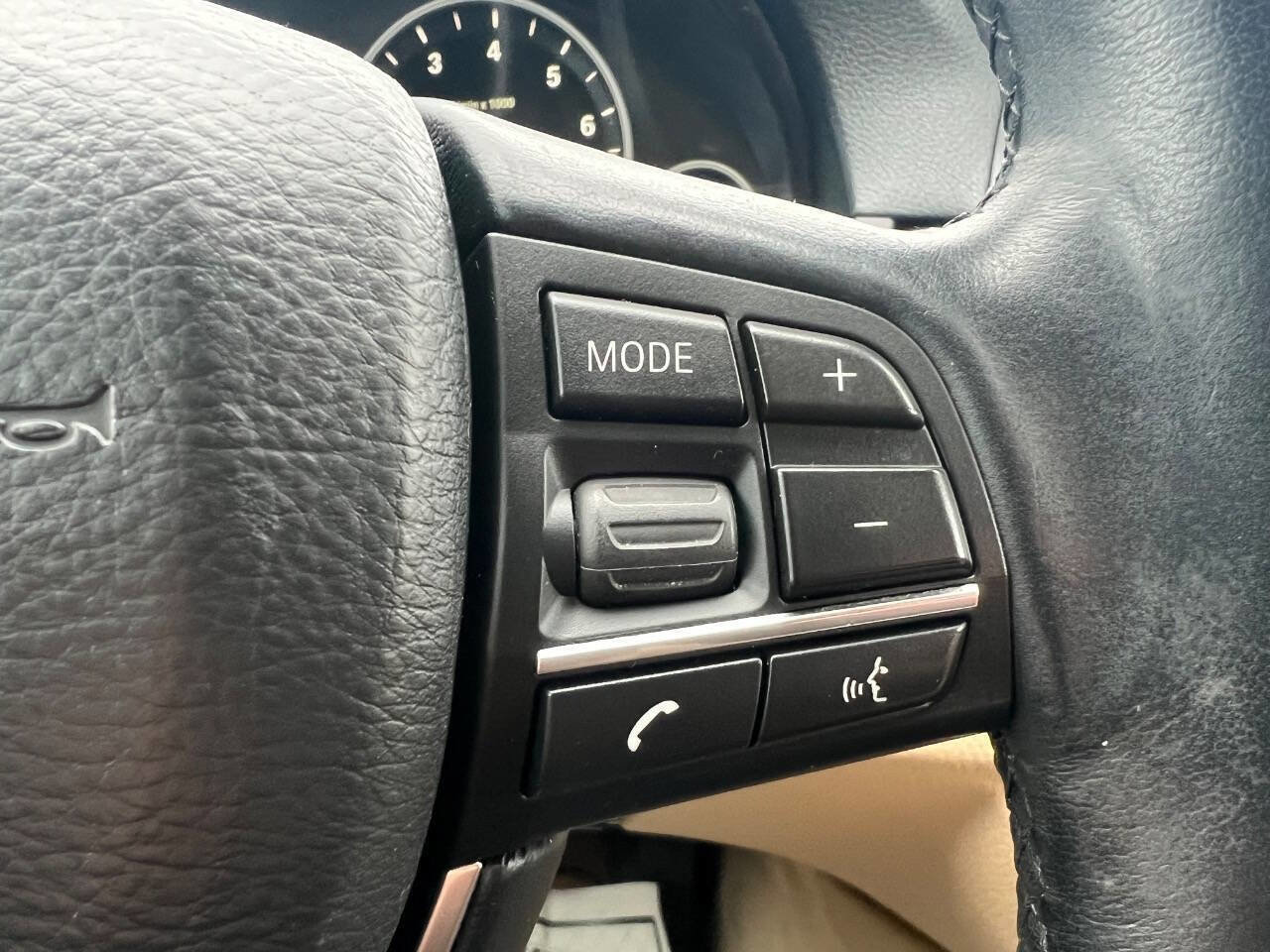 Used 2015 BMW 528i xDrive Sedan image 15