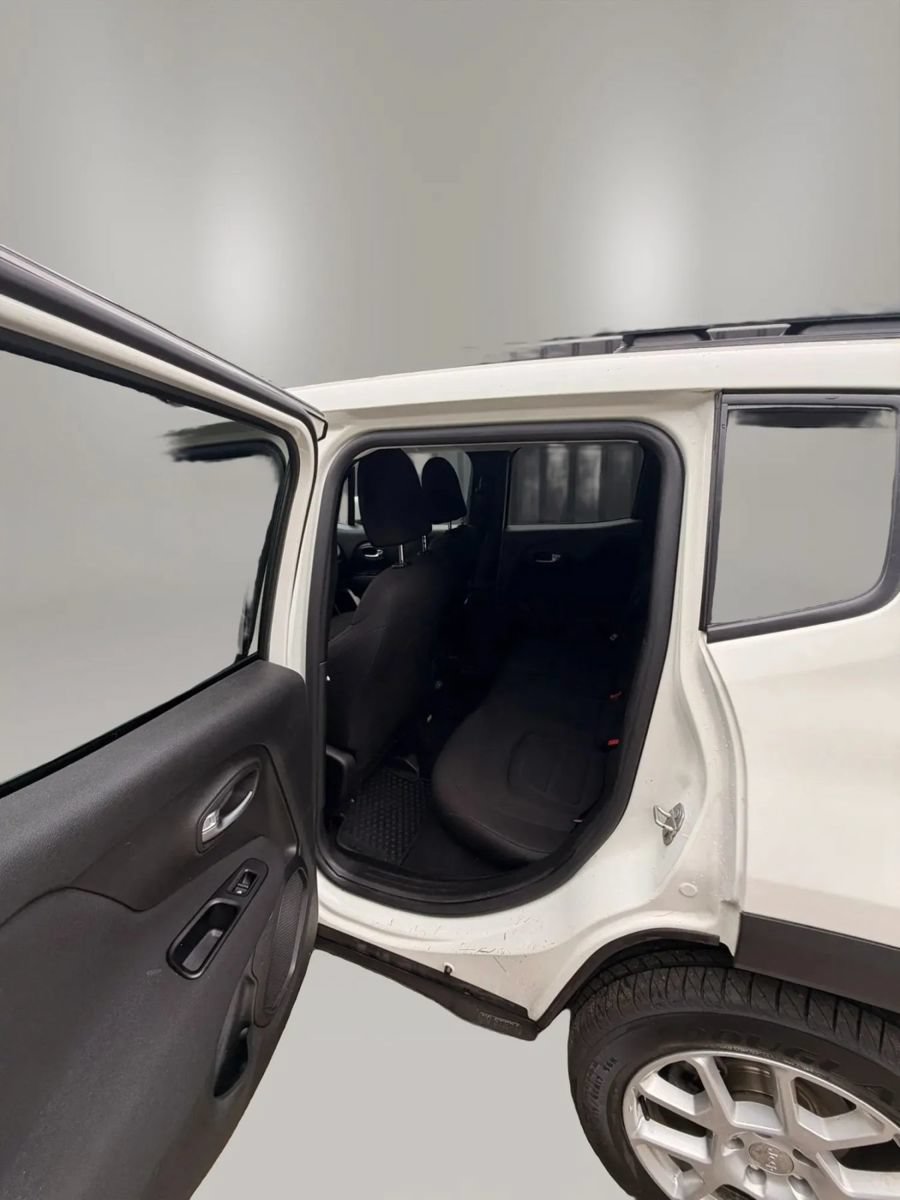 Used 2021 Jeep Renegade Latitude w/ Convenience Group AWD/4WD image 16