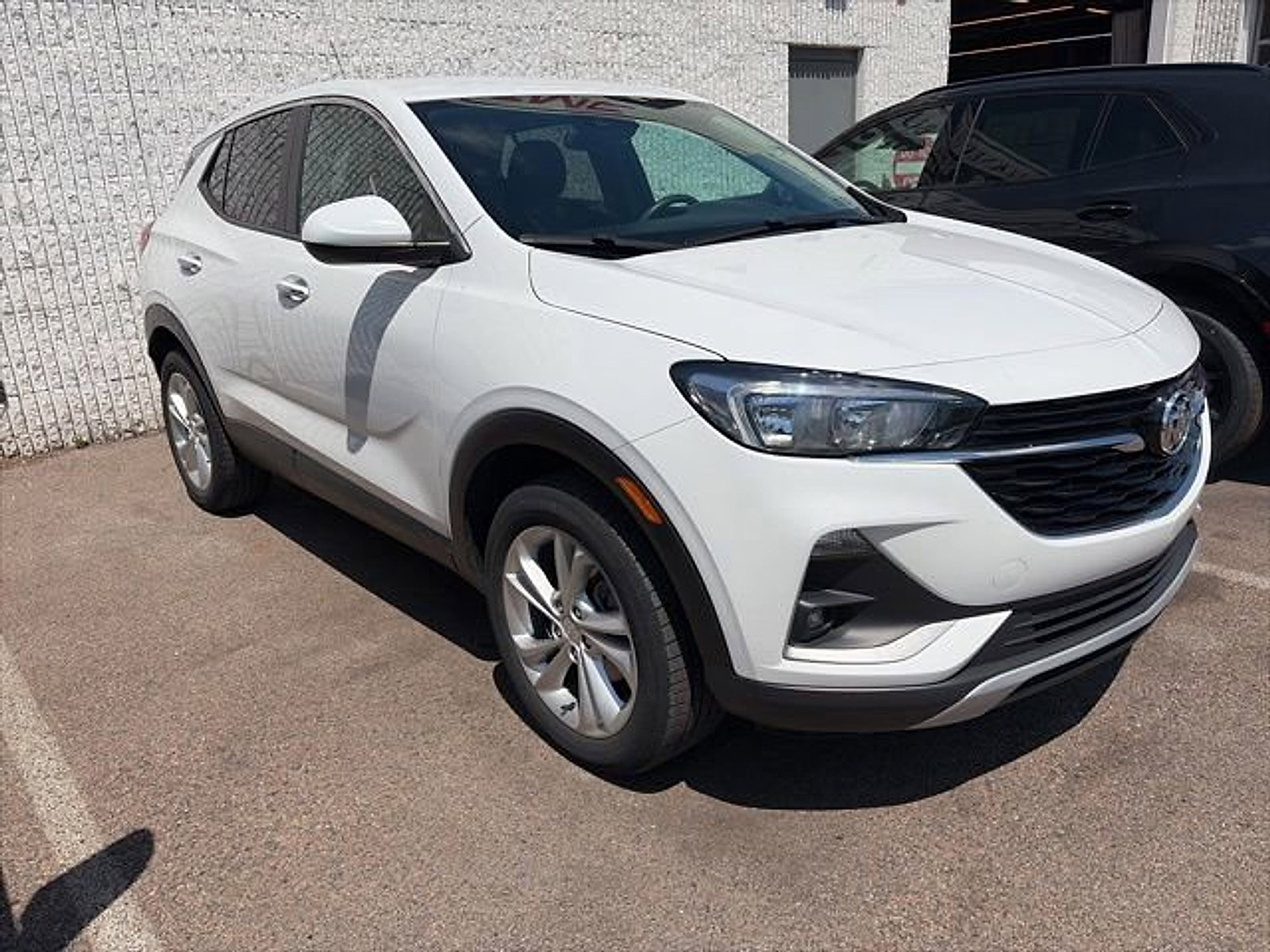 Used 2023 Buick Encore GX Preferred w/ Cold Weather Comfort Package AWD/4WD image 3
