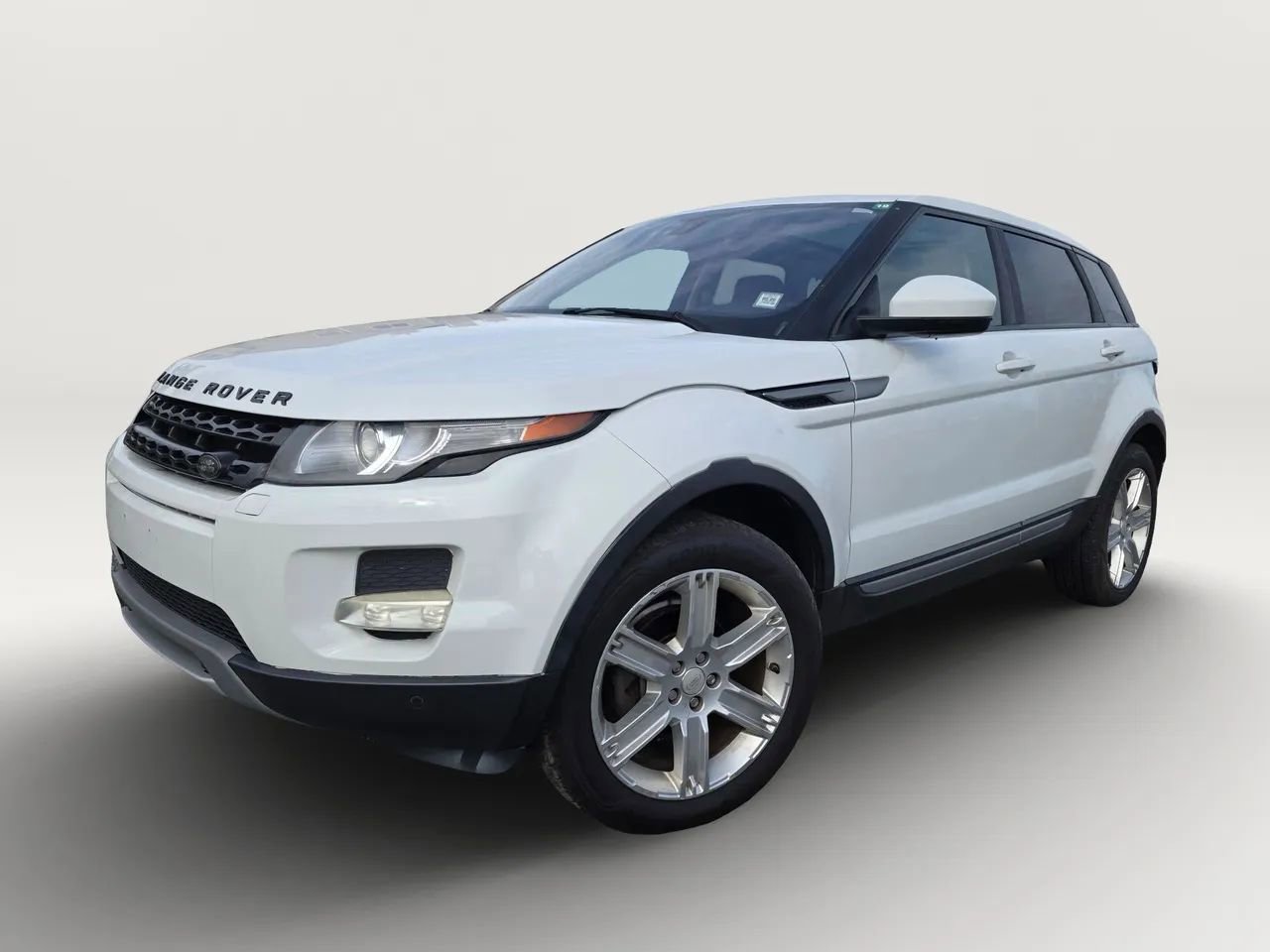 Used 2014 Land Rover Range Rover Evoque Pure Plus AWD/4WD image 2
