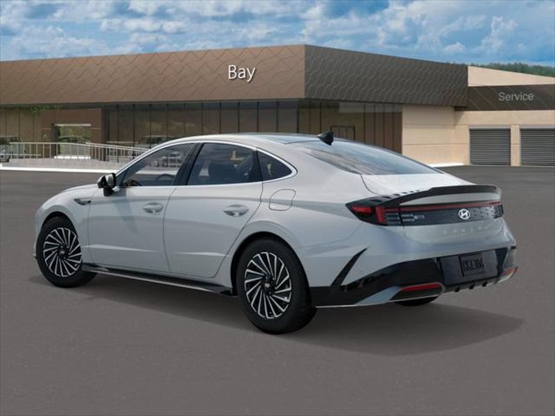 New 2026 Hyundai Sonata Limited FWD image 5