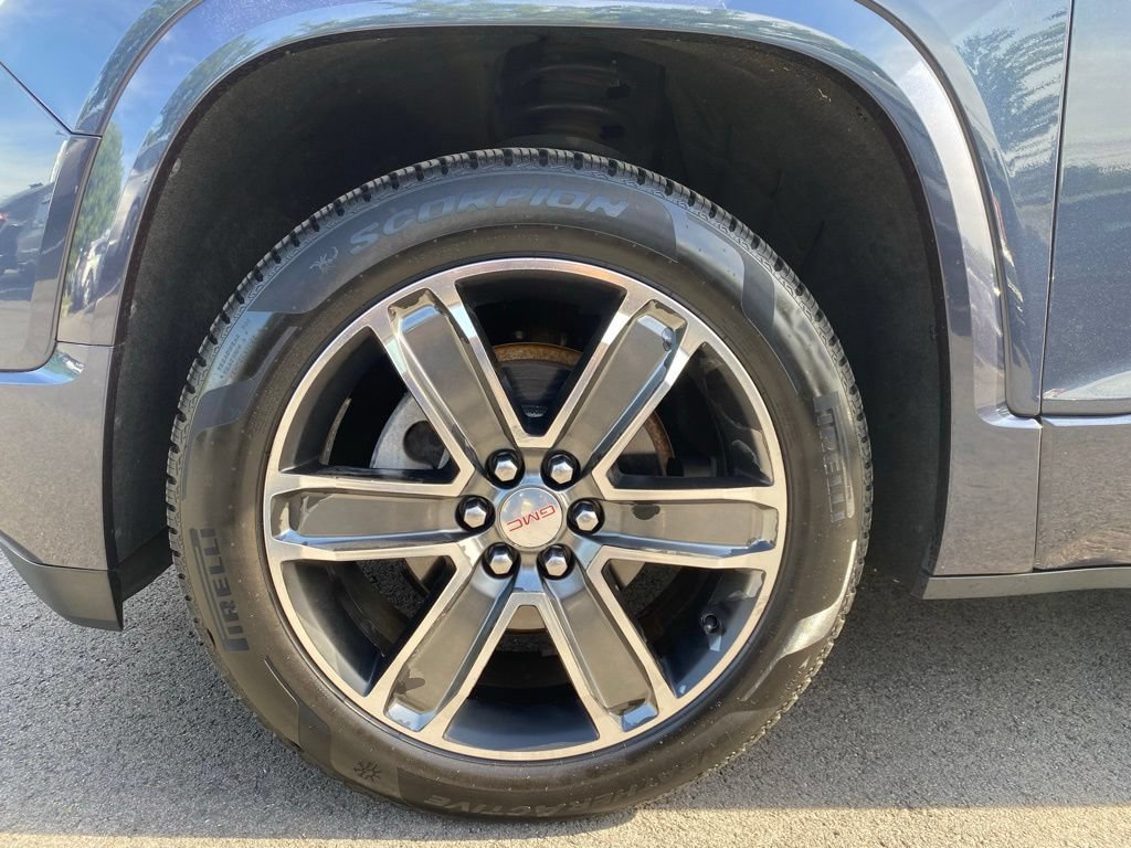 Used 2019 GMC Acadia Denali AWD/4WD image 10