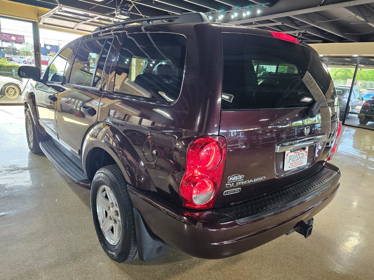 Used 2004 Dodge Durango Limited w/ Trailer Tow Group AWD/4WD image 5