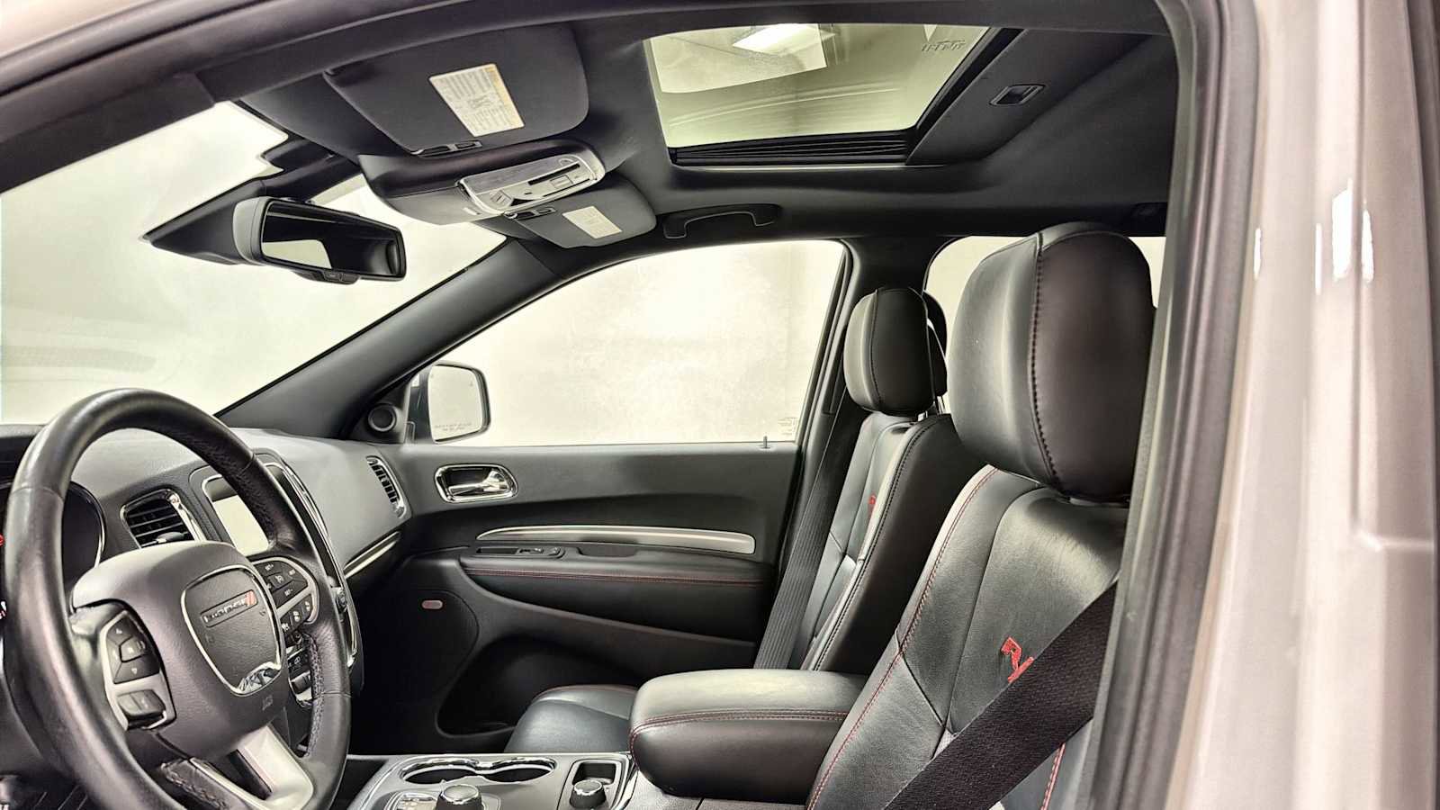 Used 2016 Dodge Durango R/T w/ Technology Group AWD/4WD image 24
